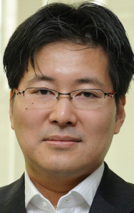 Хироси Сакуразака (Hiroshi Sakurazaka)